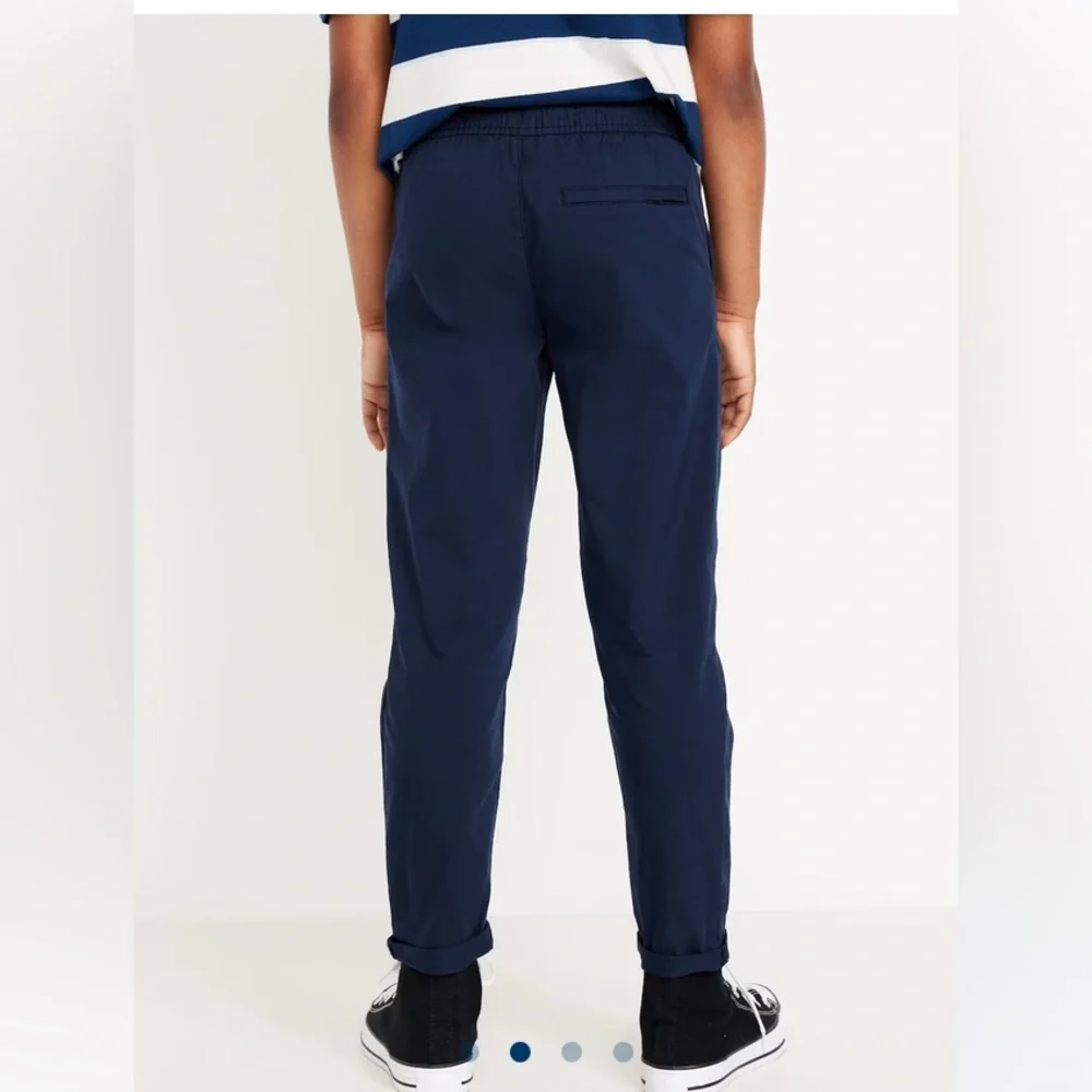 NWOT! Old Navy Built-in Flex Tapered Tech Pants for Boys.